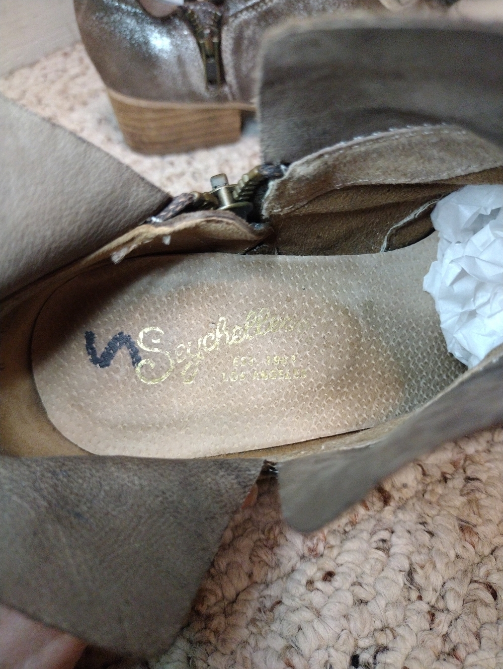 Anthropologie Seychelles Snare Boho Metallic Silver/Taupe Suede Ankle Boots - Picture 3 of 7
